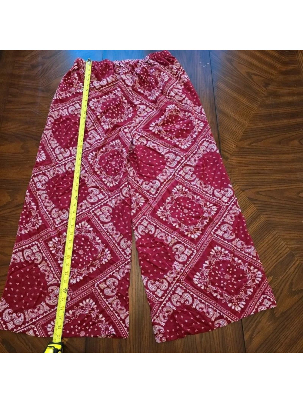Woman's floral pattern pants